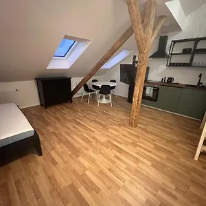 Aparthotel Zizkov Tower