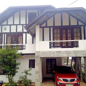 Nuwara Eliya Homestay Нувара-Элия